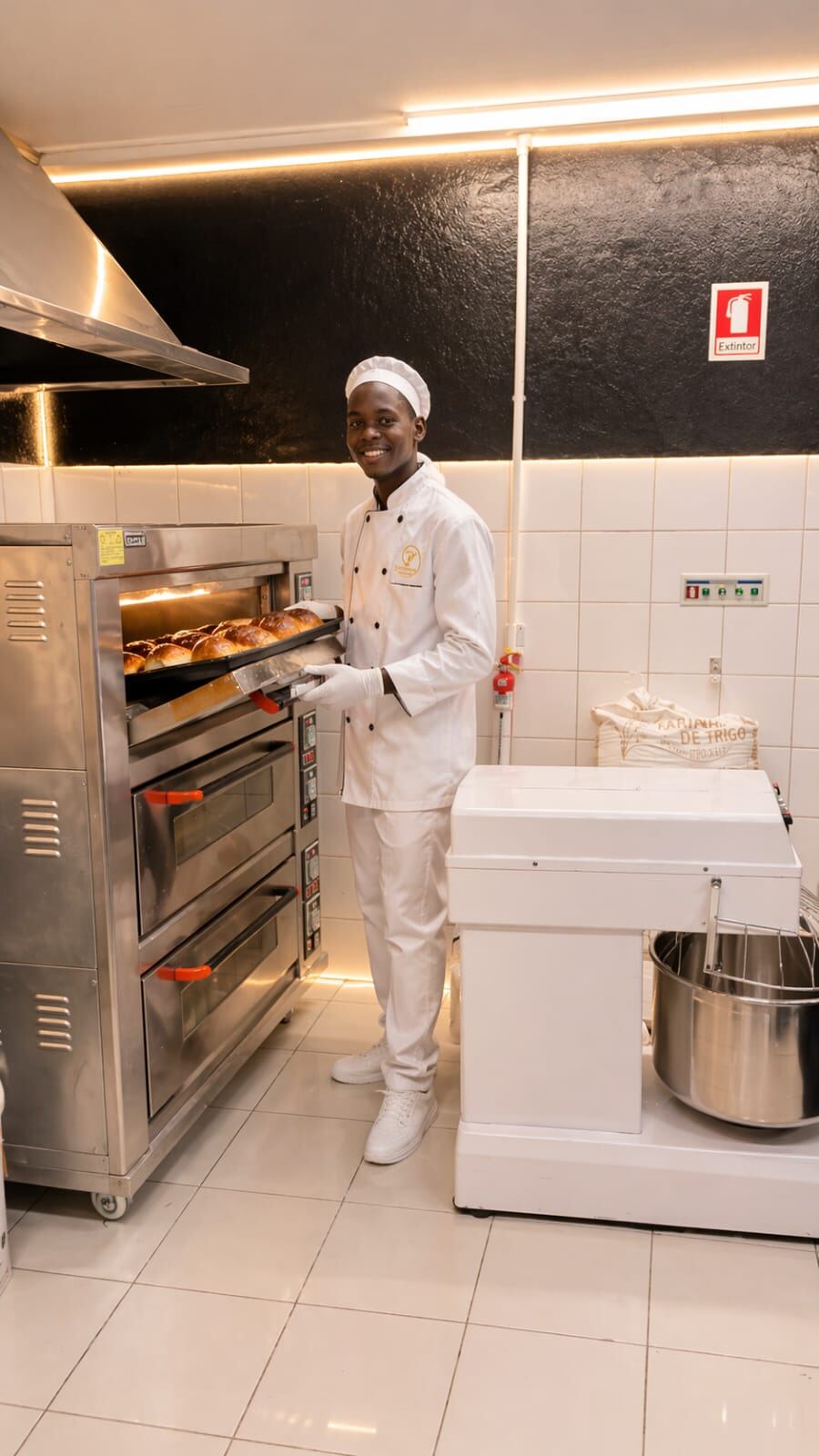 Profissional Black Gold na padaria